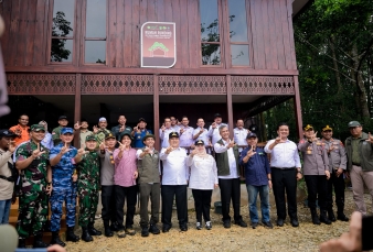 Di Hadapan Menteri Kehutanan, Kasmarni Tegaskan Komitmen Bengkalis Jaga Gambut dan Perkuat Restorasi
